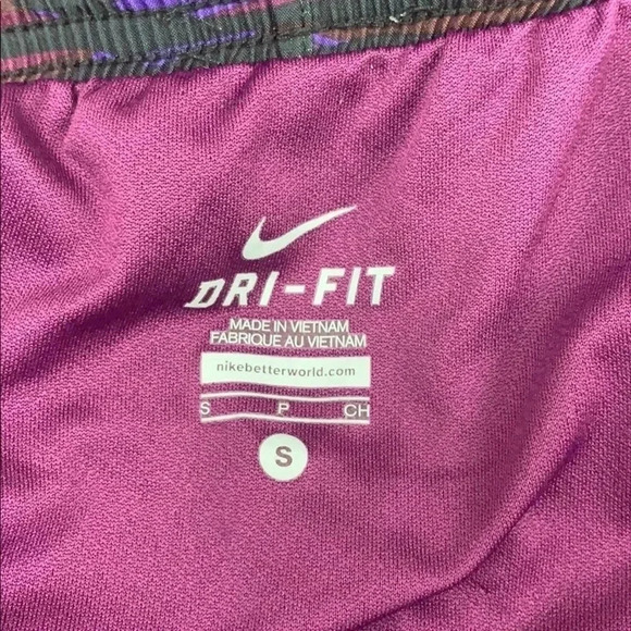 Nike Dri-Fit Women’s Running Purple Shorts size Small - Picture 3 of 5